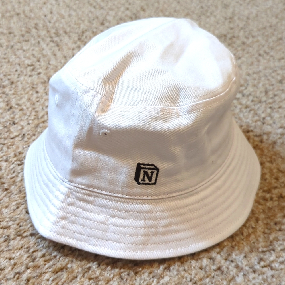 White bucket hat
